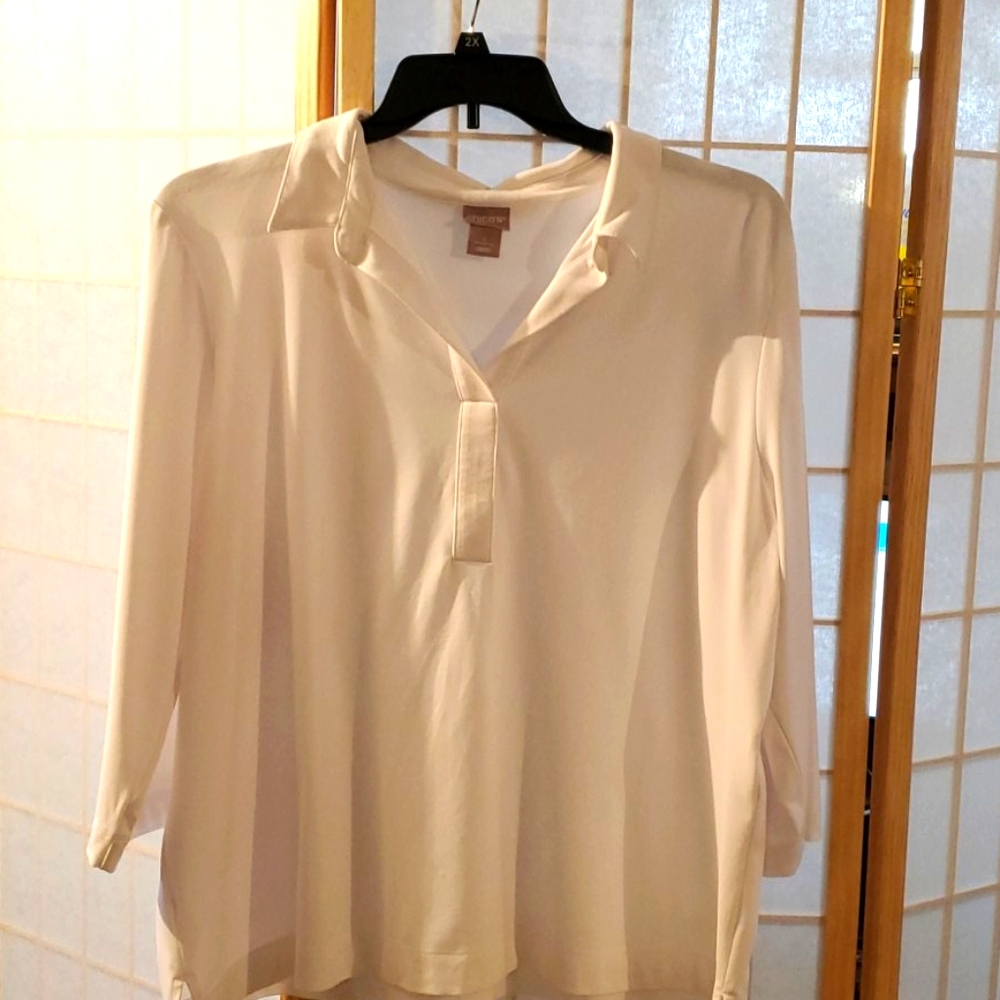 White Three Quarter Length Sleeve Shirt